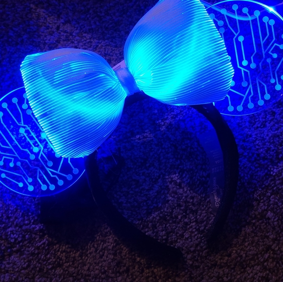 Disney Accessories - NEW Disney Parks Light-up Designer Karlie Kloss Ears Headband Limited Release LR